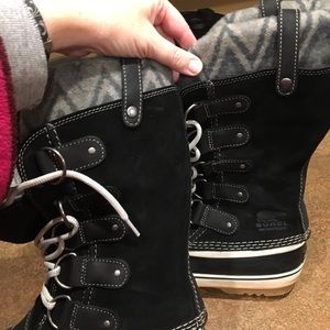 Sorel Joan of Arctic snow boots black chevron sz 9